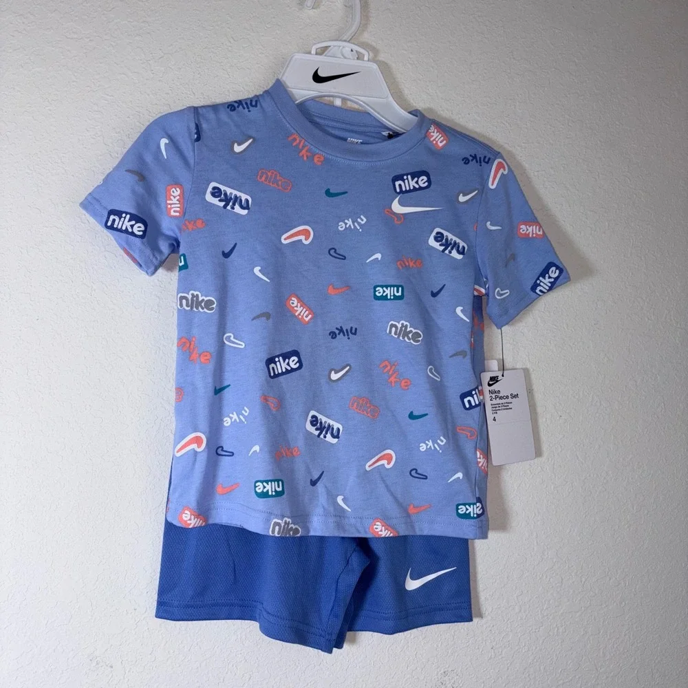 Nike 2-Piece Set 4 Blue Beyond NEW Logo Tee Mesh Shorts 86M858-UAV